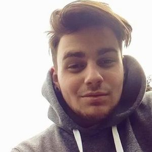 Meet your Posher, 23